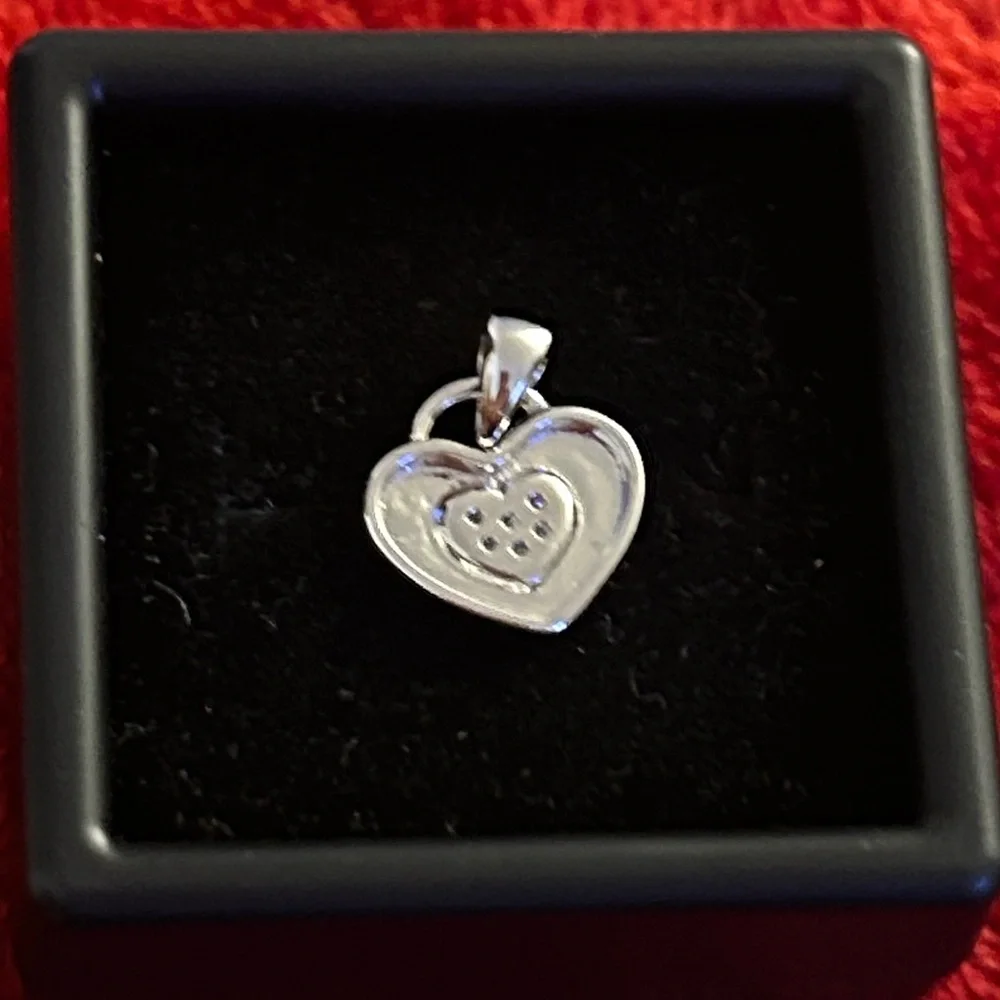 Luxury‎ Moissanite Diamond Heart Pendant
